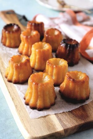 Cannelés bordelais enrichis : la bouchée croustillante dehors, fondante dedans