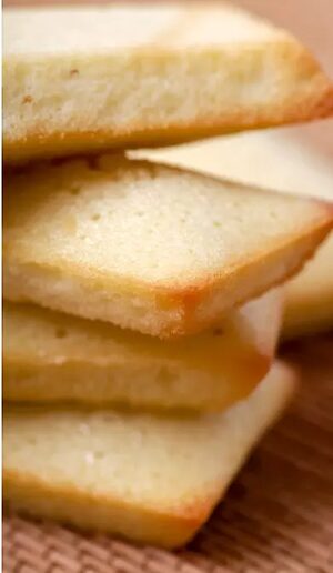 Gâteaux façon financier : la bouchée amande et beurre noisette, enrichie