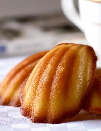 Madeleines vanille amande : le goûter moelleux en version sans sucres
