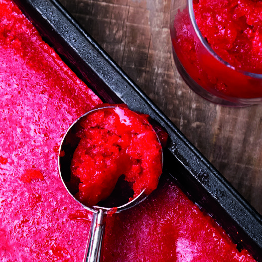 Sorbet aux fruits rouges enrichi : le dessert d'été à la purée de fruits