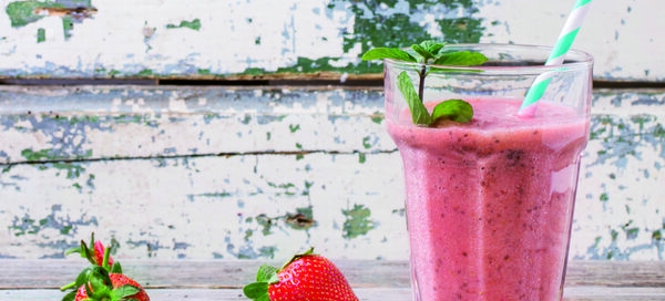 Milkshake fraise protéiné : la boisson fraîche aux fruits frais mixés