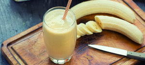 Smoothie banane hyperprotéiné : un petit déjeuner complet en 10 minutes